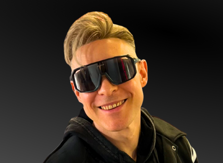 Flip Capella